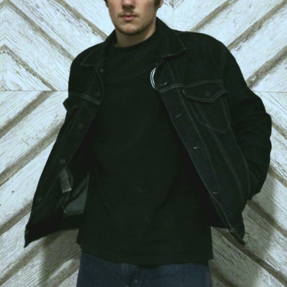 Levi's denim jacket - Picture 2 of 3